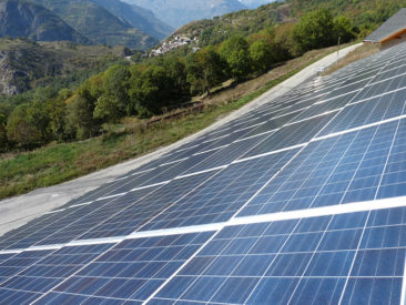 Installation photovoltaïque sur toiture agricole Savoie